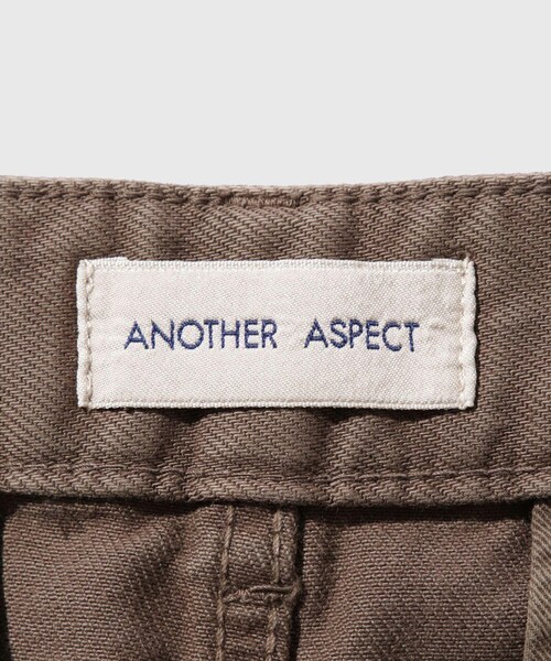 ADAM ET ROPE'（アダムエロペ）の「【ANOTHER ASPECT/アナザーアスペクト】JEANS 2.0（デニムパンツ・メンズ・ダークブラウン・30/32）」の10枚目の写真
