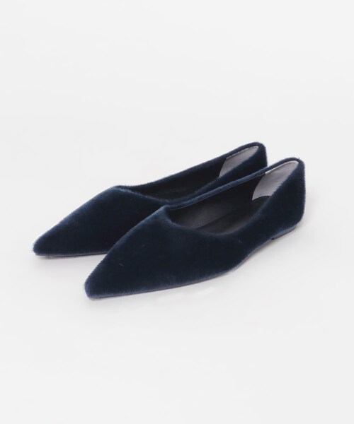 KBF（ケイビーエフ）の「ポインテッドトゥフェイクファーパンプス（パンプス・レディース・NAVY/BEIGE・36/37/38）」の12枚目の写真
