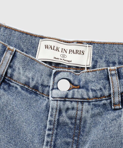 ADAM ET ROPE'（アダムエロペ）の「【WALK IN PARIS/ウォーク イン パリス】Light blue baggy jean shorts（デニムパンツ・メンズ・ブルー系・30/32）」の10枚目の写真