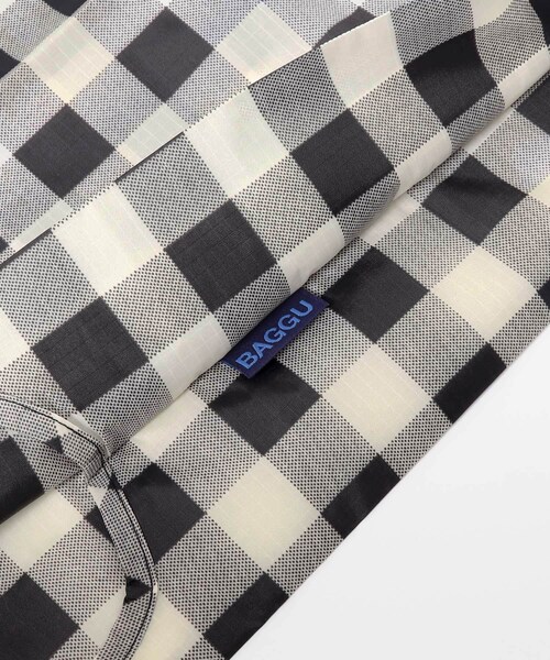 KBF（ケイビーエフ）の「BAGGU　STANDARDBAGGU（その他雑貨・レディース・カウガール/ペイントチェック/アップルツリー/オークルデイジー/ワイルドラビット/ブラックホワイト/レオパード・one）」の13枚目の写真