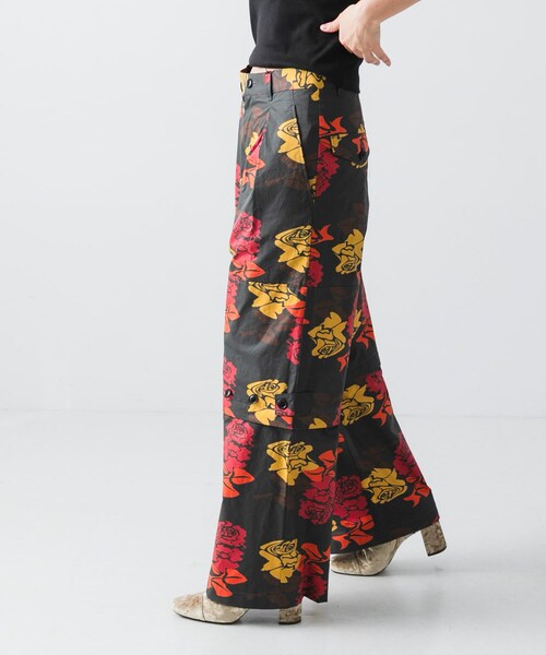 URBAN RESEARCH(アーバンリサーチ)の「COGNOMEN W.FANTASISTA FLOWER PANTS(その他パンツ・レディース・ORANGE/CHARCOAL・S/M)」の9枚目の写真