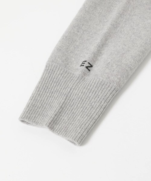 URBAN RESEARCH ROSSO（アーバンリサーチロッソ）の「ADAWASｘEZ　CASHMERE-BLEND HOOD（マフラー・レディース・GREY・One）」の8枚目の写真