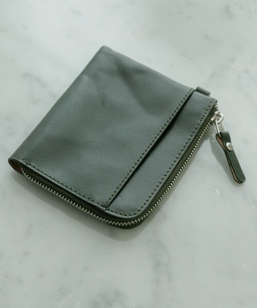 URBAN RESEARCH(アーバンリサーチ)の「URBAN RESEARCH iD italianleather zipwallet(財布・メンズ・BLACK/GREEN/ORANGE/NAVY・FREE)」の2枚目の写真