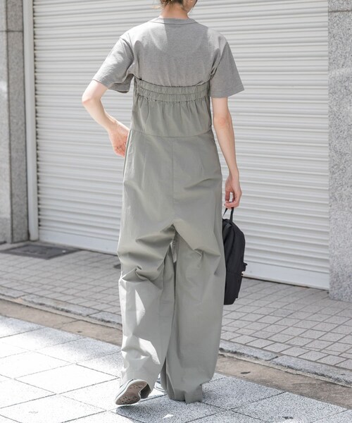 URBAN RESEARCH DOORS(アーバンリサーチドアーズ)の「FORK&SPOON ベアトップオールインワン(サロペット/オーバーオール・レディース・BLACK/KHAKI・1/2)」の16枚目の写真