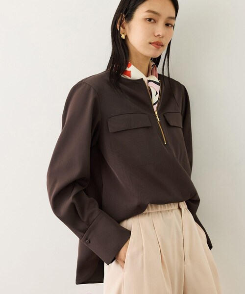 ROPE'（ロペ）の「フロントジップブラウス/セットアップ対応・イージーケア（シャツ/ブラウス・レディース・ダークブラウン/ネイビー/ピンク・34/36/38）」の12枚目の写真