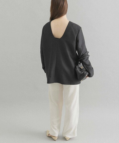 URBAN RESEARCH ROSSO（アーバンリサーチロッソ）の「UNiPH　シルクウールツイルプルオーバー（シャツ/ブラウス・レディース・ブラック・1）」の9枚目の写真