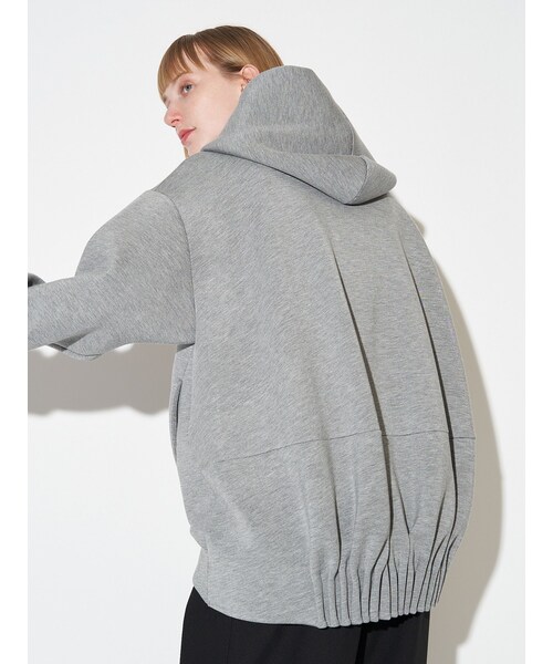 ELENDEEK（エレンディーク）の「TUCK HEM HOODIE（パーカー・レディース・オフホワイト/グレー/チャコールグレー/アイボリー・F）」の7枚目の写真