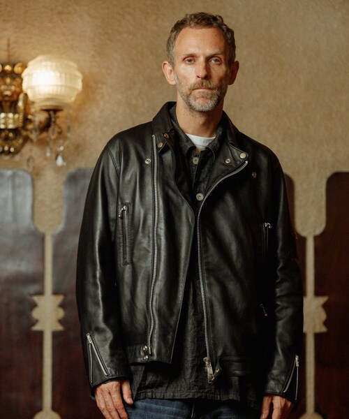 ADAM ET ROPE'（アダムエロペ）の「【James Grose 別注】MANILA JK SHEEP BLACK（ライダースジャケット・メンズ・ブラック・L/M/XL）」の4枚目の写真
