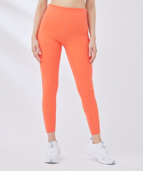 NERGY（ナージー）の「【VUORI】UV Stride Leggingスポーツレギンス（レギンス/スパッツ・レディース・ブラック/ブルー系/オレンジ・M/S）」の8枚目の写真