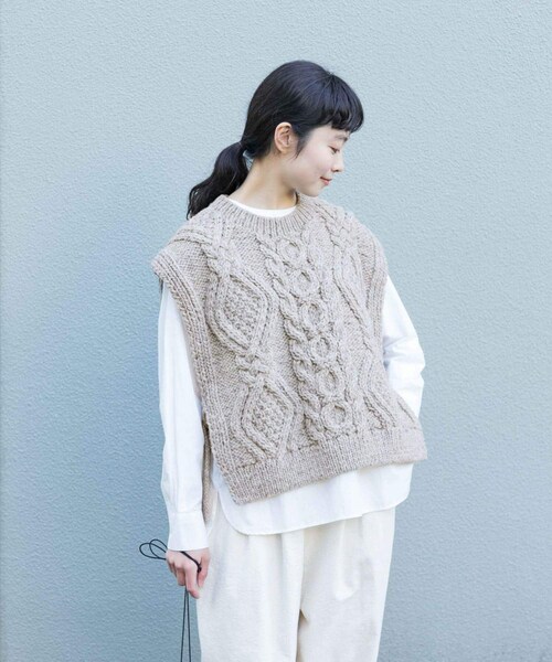 かぐれ（カグレ）の「ペルーアランニットベスト（ニット/セーター・レディース・IVORY/GRAY・FREE）」の13枚目の写真