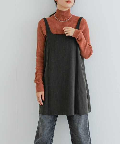 URBAN RESEARCH（アーバンリサーチ）の「スクエアネックミニジャンパーワンピース（ワンピース・レディース・BLACK/CHARCOAL・FREE）」の18枚目の写真