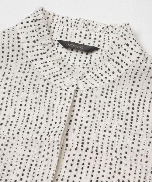 URBAN RESEARCH ROSSO（アーバンリサーチロッソ）の「『WEB/一部店舗限定』ウォッシャブルドットフリルネックブラウス（シャツ/ブラウス・レディース・OFF DOT/KHAKI DOT/BLACK DOT・Free）」の13枚目の写真
