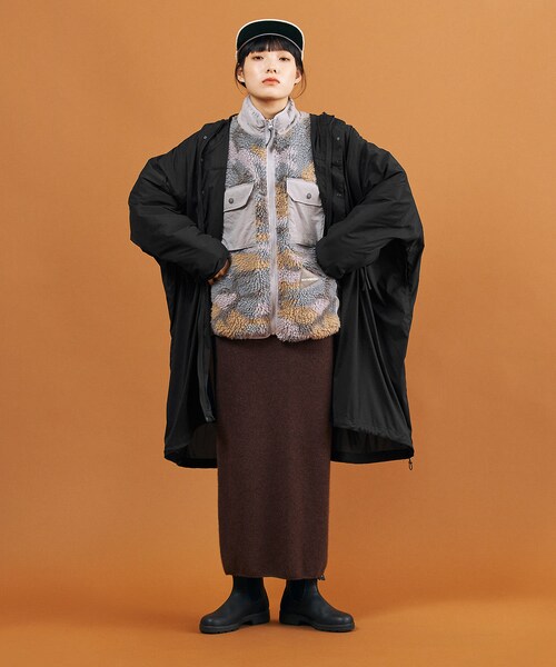 EKAL(エカル)の「ポータブルDWRオーバーコート(マウンテンパーカー・メンズ・BEG/BLK・S/M/L)」の4枚目の写真