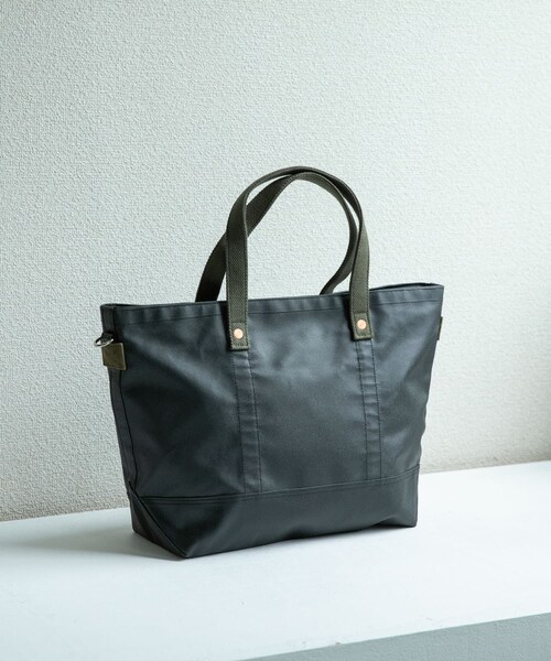 URBAN RESEARCH Sonny Label（アーバンリサーチサニーレーベル）の「POLER　WASABI&POLER Durable Tent Tote S（トートバッグ・メンズ・BLACK/GREEN・One）」の4枚目の写真