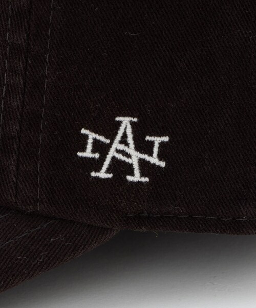 ADAM ET ROPE'(アダムエロペ)の「【AMERICAN NEEDLE】BASEBALL CAP(キャップ・レディース・ブラック/レッド・F)」の9枚目の写真