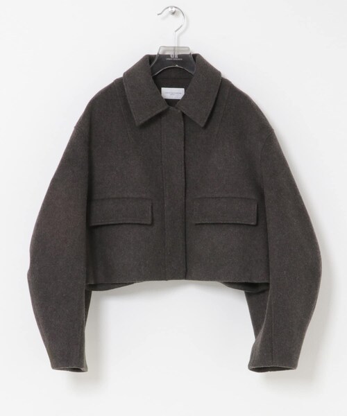 URBAN RESEARCH(アーバンリサーチ)の「new basic RIDGE MINIMAL SHORT COAT(テーラードジャケット・レディース・D.BROWN/LT BEIGE・36/38)」の1枚目の写真