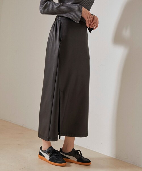 NERGY（ナージー）の「【イージーケア】Synthetic Leather イージーラップスカート（スカート・レディース・ブラック・F）」の7枚目の写真