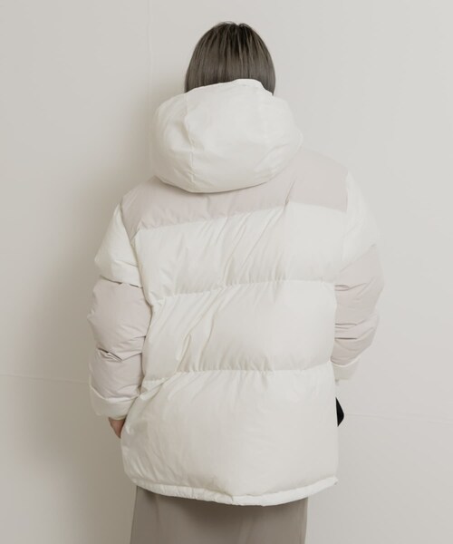 THE GOODLAND MARKET（ザグッドランドマーケット）の「KWD　BOX DOWN JACKET（その他アウター・レディース・White/Beige/Black・1）」の10枚目の写真