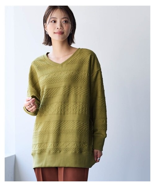 nissen（ニッセン）の「コットンブレンドニットライクジャガードVネックロング丈ゆるトレーナー＜大きいサイズ有＞（チュニック・レディース・グレーベージュ/カーキ/チャコールグレー・S/M/L/LL/3L/4L/5L/6L/8L/10L）」の6枚目の写真