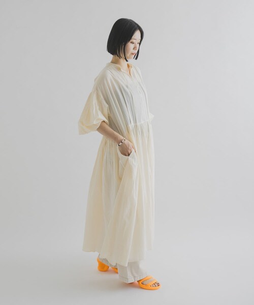 THE GOODLAND MARKET（ザグッドランドマーケット）の「FANAKA　ロングドレス（ワンピース・レディース・OFF WHITE/BLACK/BLUE・Free）」の5枚目の写真