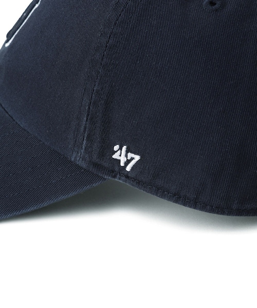 ADAM ET ROPE'（アダムエロペ）の「【Sporty&Rich(スポーティー アンド リッチ)】Yankees Serif Outline Hat（キャップ・レディース・ネイビー・F）」の8枚目の写真