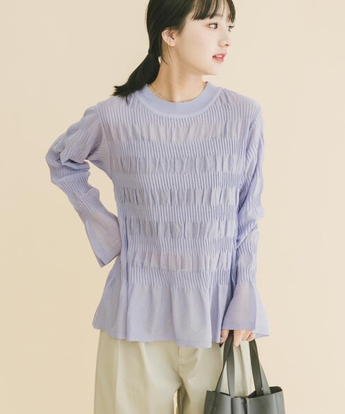 ITEMS URBANRESEARCH（アイテムズ アーバンリサーチ）の「シャーリングフレアスリーブニット（ニット/セーター・レディース・OFF/LVD/NVY・Free）」の21枚目の写真