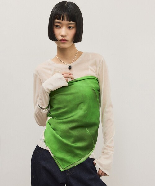 ADAM ET ROPE'（アダムエロペ）の「DOMY DIRECT print scarf（バンダナ/スカーフ・レディース・ブラック/グリーン・F）」の4枚目の写真