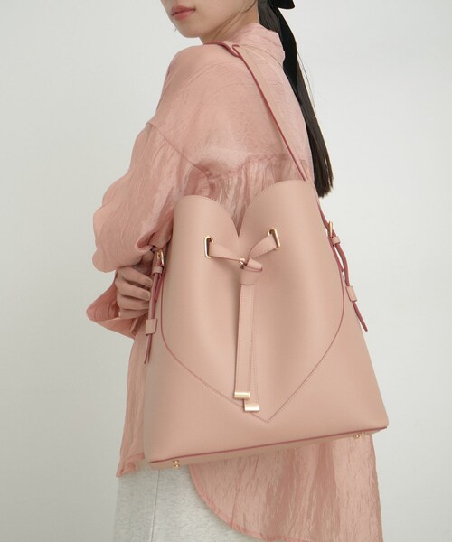 VIS（ビス）の「【A4収納】ハートカットバッグ(ラージサイズ)/追加（ショルダーバッグ・レディース・ブラック/キナリ/ピンク・F）」の11枚目の写真