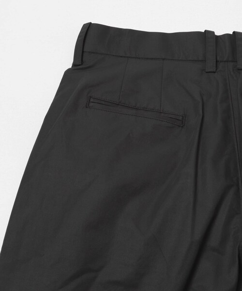 URBAN RESEARCH（アーバンリサーチ）の「THE DAY　DAILY UTILITY PANTS（その他パンツ・メンズ・OFF WHITE/BLACK・1/2）」の13枚目の写真