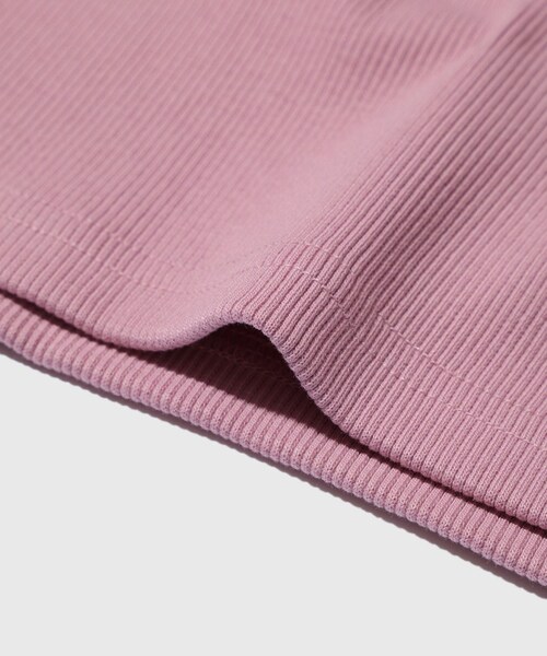 ADAM ET ROPE'（アダムエロペ）の「【LIBRIO MENDONCA/リブリオ メンドンサ】RIB FITTED TANK TOP（タンクトップ・メンズ・ブラック/ピンク・S）」の10枚目の写真