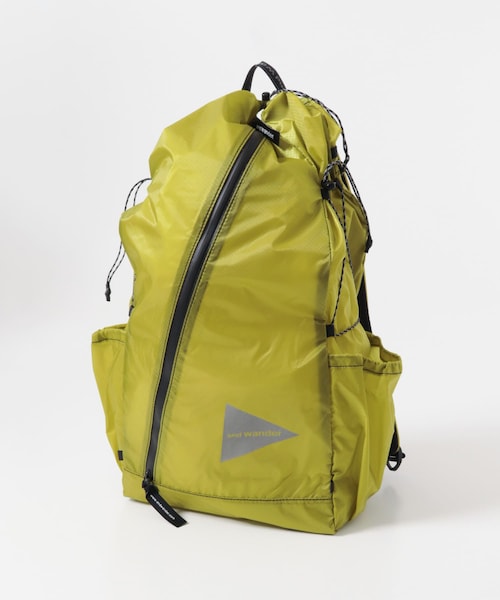 EKAL(エカル)の「and wander SIL DAYPACK(バックパック/リュック・メンズ・BLACK/D.ORANGE/YELLOW GRN・One)」の2枚目の写真