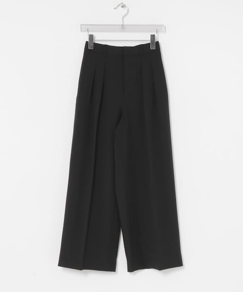 URBAN RESEARCH(アーバンリサーチ)の「『UVカット/イージーケア』ドライギャバツータックパンツ(その他パンツ・レディース・BLACK/GRAY・36/38)」の1枚目の写真