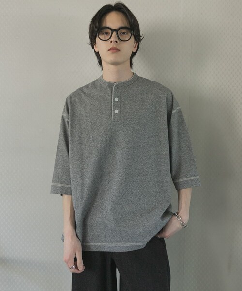 SENSE OF PLACE by URBAN RESEARCH（センスオブプレイスバイアーバンリサーチ）の「『別注』Healthknit×SENSE OF PLACE　ヘンリーネックTシャツ（Tシャツ/カットソー・メンズ・BLACK/TOP  GRAY/OATMEAL・M/L）」の19枚目の写真