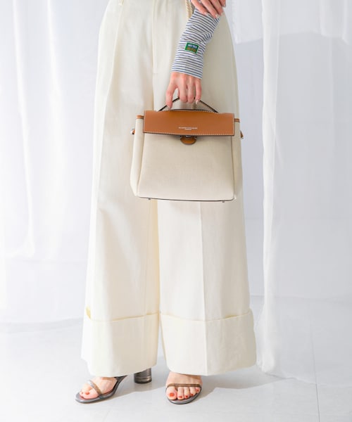 URBAN RESEARCH ROSSO（アーバンリサーチロッソ）の「GIANNI CHIARINI　CLIO（ハンドバッグ・レディース・NATUCAR/NATUNERO・-）」の2枚目の写真