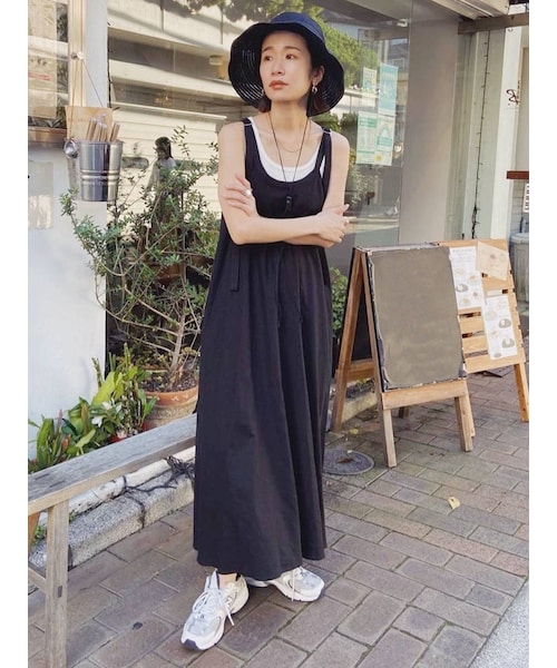 Ungrid（アングリッド）の「リネン混ショルダーデザインキャミワンピース（ワンピース・レディース・アイボリー/ブラック/オレンジ/グリーン・F）」の8枚目の写真