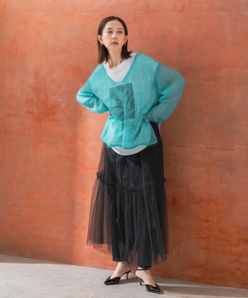 URBAN RESEARCH ROSSO（アーバンリサーチロッソ）の「シアーモヘアVネックプルオーバー（ニット/セーター・レディース・blue/white/yellow・FREE）」の22枚目の写真