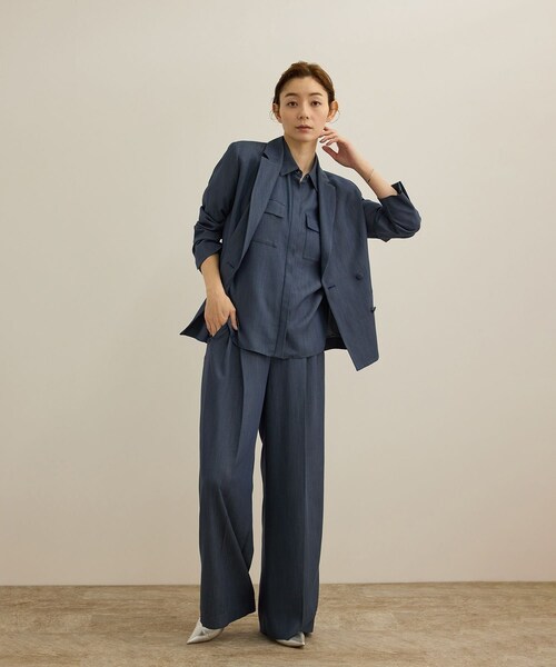 ROPE'（ロペ）の「【洗える・カセット服】バックサテン ドルマンブラウス/お仕事・通勤・セットアップ対応（シャツ/ブラウス・レディース・ベージュ/ネイビー/ネイビー系・36/38）」の18枚目の写真