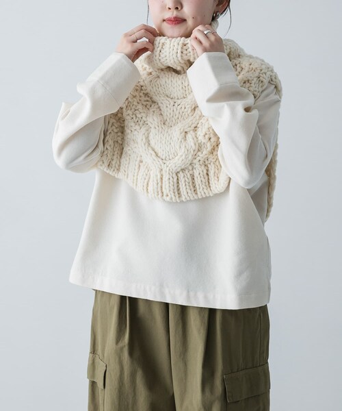 かぐれ（カグレ）の「ペルーショルダーニットウォーマー（ネック