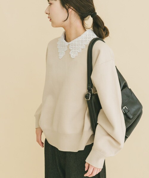 ITEMS URBANRESEARCH（アイテムズ アーバンリサーチ）の「衿レーススウェットライクニット（ニット/セーター・レディース・GRY/NVY/IVO・Free）」の6枚目の写真