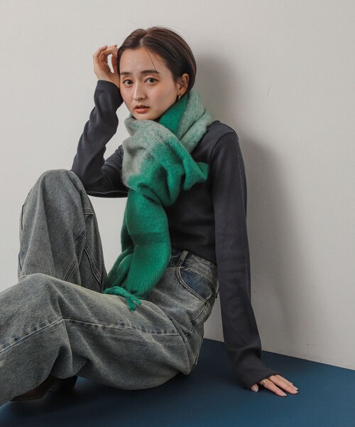 SENSE OF PLACE by URBAN RESEARCH(センスオブプレイスバイアーバンリサーチ)の「『一部WEB限定カラー』パネルボーダーストール(マフラー・レディース・RED/GREEN/YELLOW/ORANGE・one)」の7枚目の写真