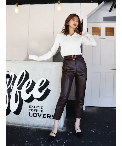 フェイクレザーテーパードパンツ セールフェイクレザーテーパードパンツ（その他パンツ）｜ELFRANK