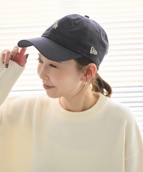 ROPE' PICNIC（ロペピクニック）の「【NEW ERA(R)/ニューエラ別注カラー】920ES MLB MINI LOGO CAP（キャップ・レディース・チャコール/キナリ/ベージュ系・F）」の6枚目の写真