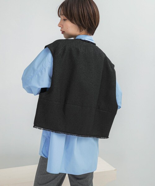 URBAN RESEARCH ROSSO（アーバンリサーチロッソ）の「CHIGNON　ツイードショートベスト（ベスト・レディース・CAMEL/BLACK・Free）」の6枚目の写真