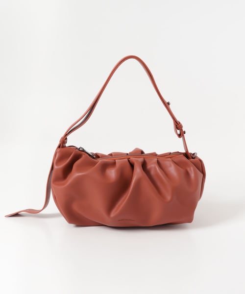 THE GOODLAND MARKET（ザグッドランドマーケット）の「ALICE MARTHA　ERIN（ショルダーバッグ・レディース・0 BLACK/71 SILVER/A OLIVE/A BRICK・FREE）」の3枚目の写真