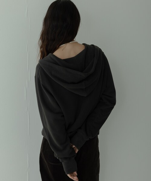 URBAN RESEARCH Sonny Label（アーバンリサーチサニーレーベル）の「『別注』Champion×Sonny Label　スウェットジップフーディー（パーカー・レディース・オフブラック/ヘザーグレー/オートミール・one）」の8枚目の写真