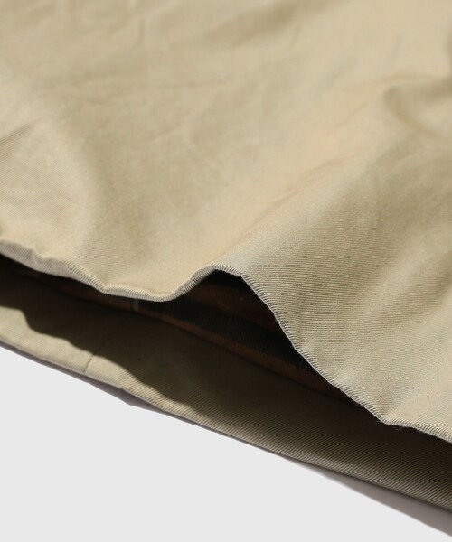 ADAM ET ROPE'(アダムエロペ)の「【blurhms/ブラームス】Cotton Gabardine Trench Coat(ダウンジャケット/コート・メンズ・カーキ・3/4)」の13枚目の写真