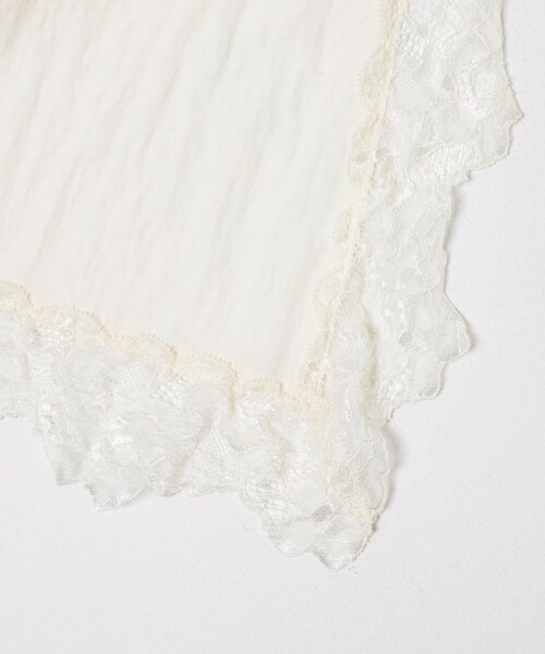 KBF（ケイビーエフ）の「ヴィンテージライクレースキャミソール（キャミソール・レディース・IVORY/BEIGE/BROWN・One）」の17枚目の写真
