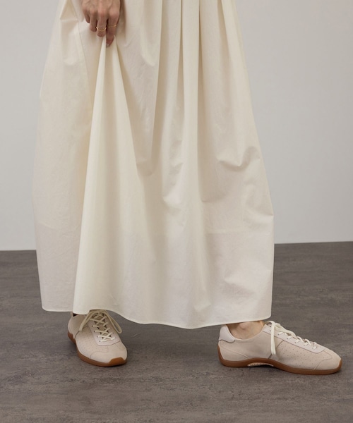 ADAM ET ROPE'（アダムエロペ）の「コーティングギャザータックスカート / セットアップ対応（スカート・レディース・ホワイト/ネイビー系・F）」の21枚目の写真