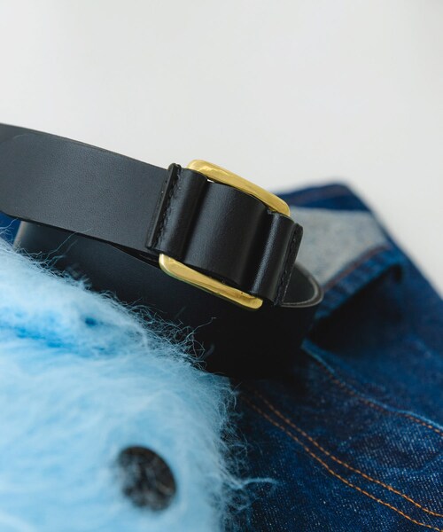 RODE SKO（ロデスコ）の「atelier brugge　SLIDE LETHER BELT（ベルト・レディース・BLACK/CHOCO・One）」の4枚目の写真