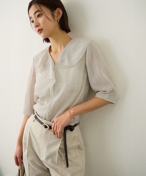 ROPE'(ロペ)の「リネンライクフリルカラーブラウス/セットアップ対応・イージーケア(シャツ/ブラウス・レディース・ベージュ/ダークブラウン・36/38)」の14枚目の写真